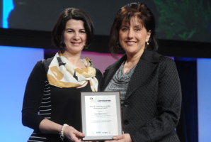 Diana Marculescu award.jpg